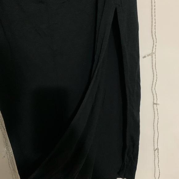 🎀 Gap maxi skirt 🎀 - Picture 2 of 2